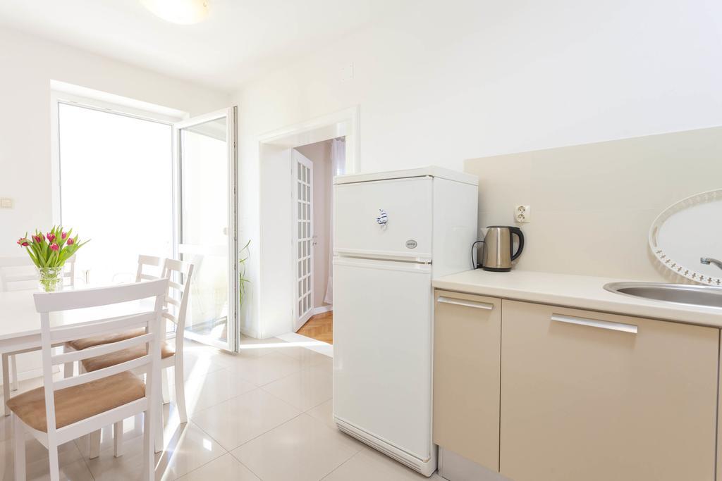 Apartment Nena & Petar Makarska Exterior photo